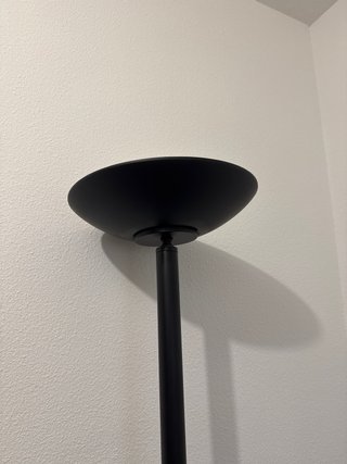 Lámpara de pie regulable