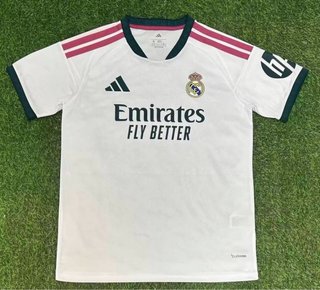 Camisetas de fútbol retro y actuales