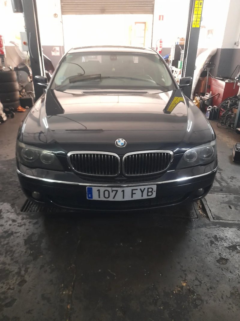 BMW Serie 7 2007 - foto 1