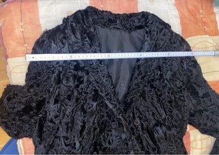 Abrigo de astracán negro