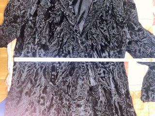 Abrigo de astracán negro