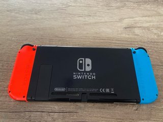 Nintendo Switch con MAGI....