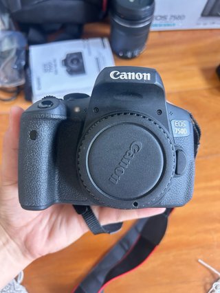 Canon EOS 750D Kit 18-135mm + Mochila