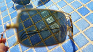 Gafas de Sol Doradas y Verdes