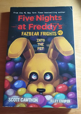 Lote de los primeros 5 libros de Fazbear Frights