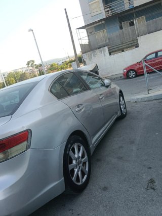 Toyota Avensis 2010