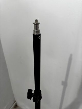 2 Trípodes negros
