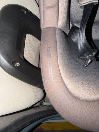 Silla de coche para bebe,están como nuevas las dos