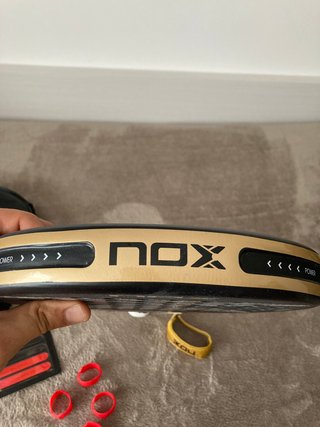 Pala Padel Nox AT10 Genius 18K Agustin Tapia