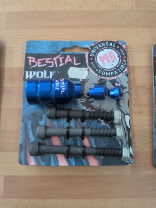 Pegs Bestial Wolf patín universales
