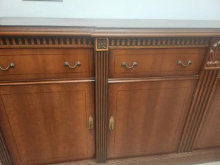 Mueble aparador de madera