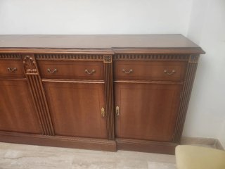 Mueble aparador de madera