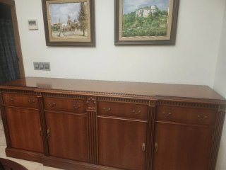 Mueble aparador de madera