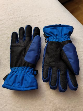 Guantes y Gafas de Nieve