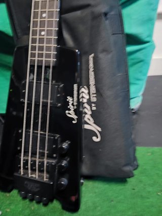 Bajo Eléctrico Steinberger Spirit Made in China
