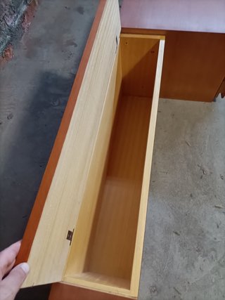 Cabecero y Mesitas de Noche de Madera chapada