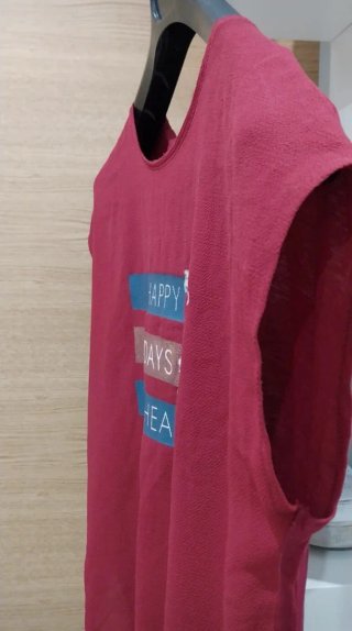 Camiseta tipo blusa Sfera. Talla L.