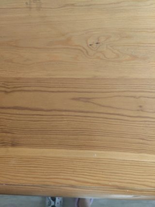Mesa de comedor de madera maciza