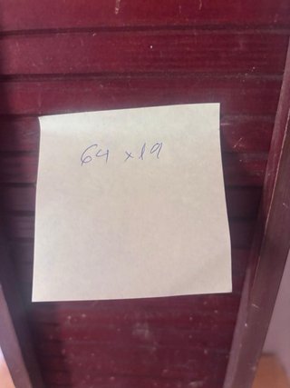 Torre expositor CDs madera