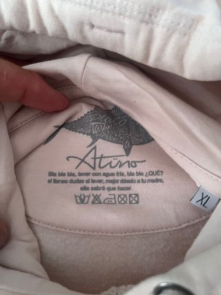 Sudadera Atuno con parches