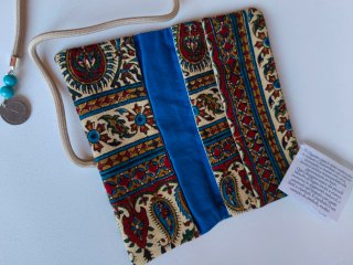 Funda o billetera ghalamkar persa de diseño