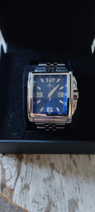 Reloj Lotus Azul y Plateado