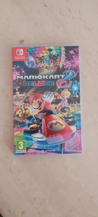 Nintendo Switch completa + Mario Kart 8 Deluxe