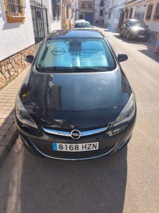 Opel Astra 2014