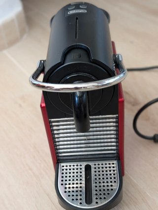 Cafetera Nespresso Roja. Se venden 2, para REPARAR