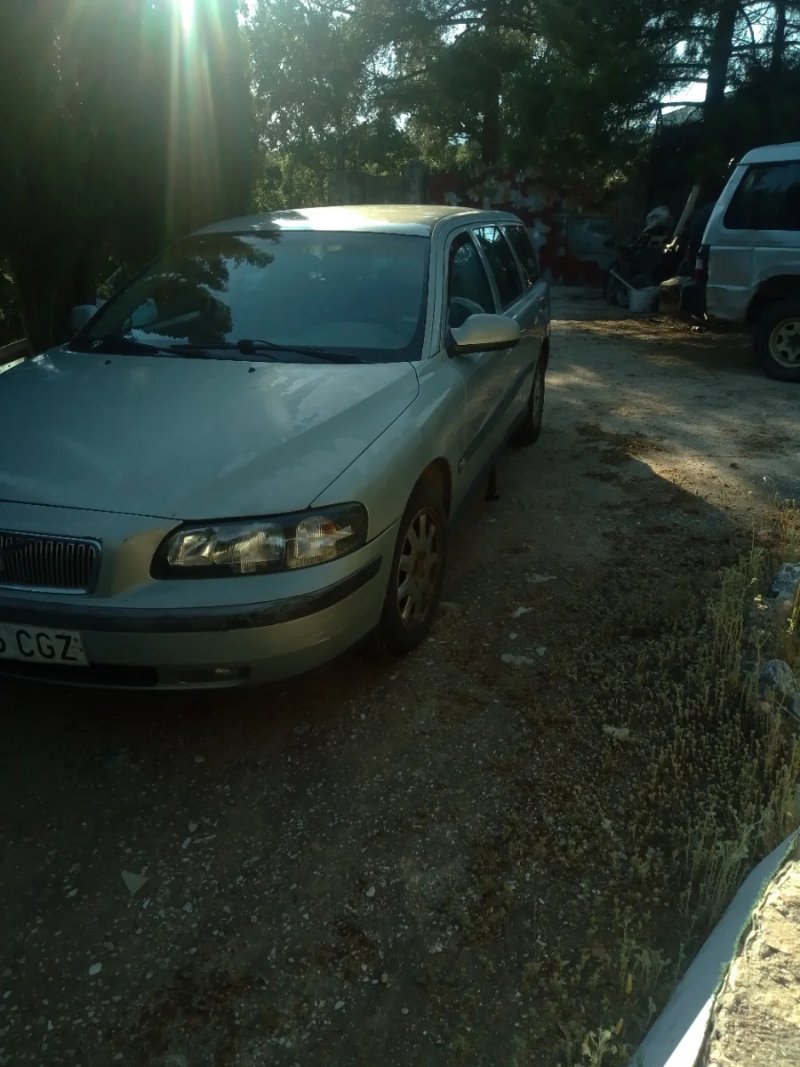 Volvo V70 2003 - foto 1