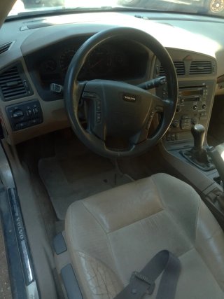 Volvo V70 2003
