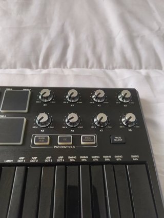 Teclado MIDI Akai MPK Mini MK3