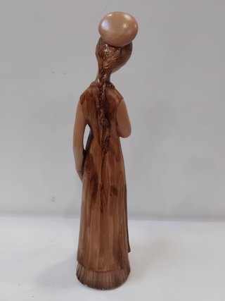 Figura Virgen y Niño Talla Madera
