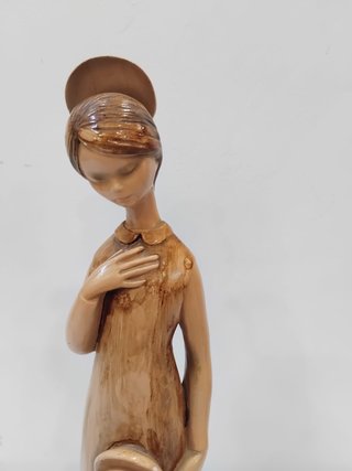 Figura Virgen y Niño Talla Madera