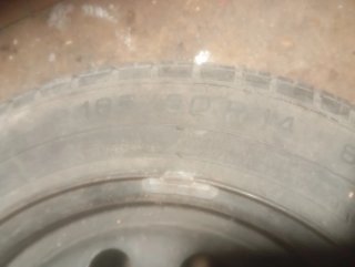 Neumático Pirelli P600
