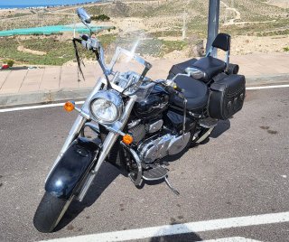 Moto custom Suzuki Intruder 800