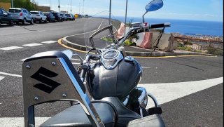 Moto custom Suzuki Intruder 800