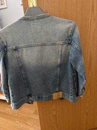Cazadora vaquera Zara