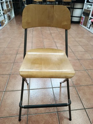 Sedie pieghevoli in legno e metallo