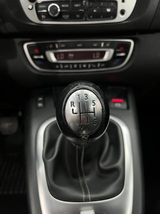 Renault Grand Scenic 2012