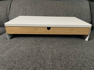 Supporto per monitor bianco con cassetto