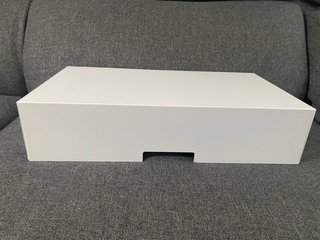 Supporto per monitor bianco con cassetto
