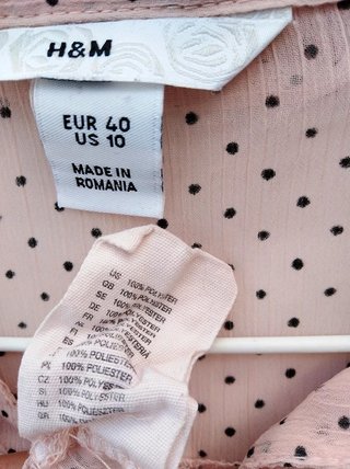 Bowtie shirt H&M de color rosa pálido