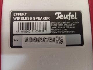 Altavoces Teufel Negros y Blancos