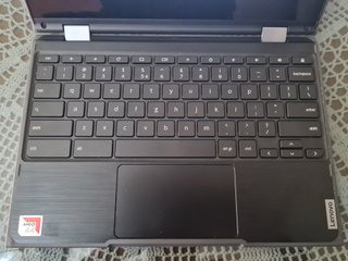 Lenovo Chromebook 300e ordenador portátil táctil