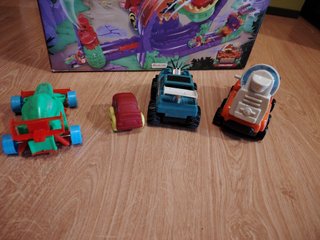 Lote Juguetes T-Racers, Gozan y más