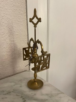 Balanza antigua de bronce vintage