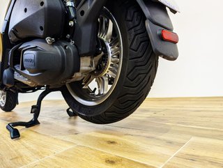 PIAGGIO Beverly  300 HPE (2021-2024) 2025