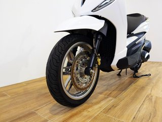 PIAGGIO Beverly  300 HPE (2021-2024) 2025