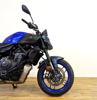 YAMAHA MT-07   (modelo actual) A2 2026